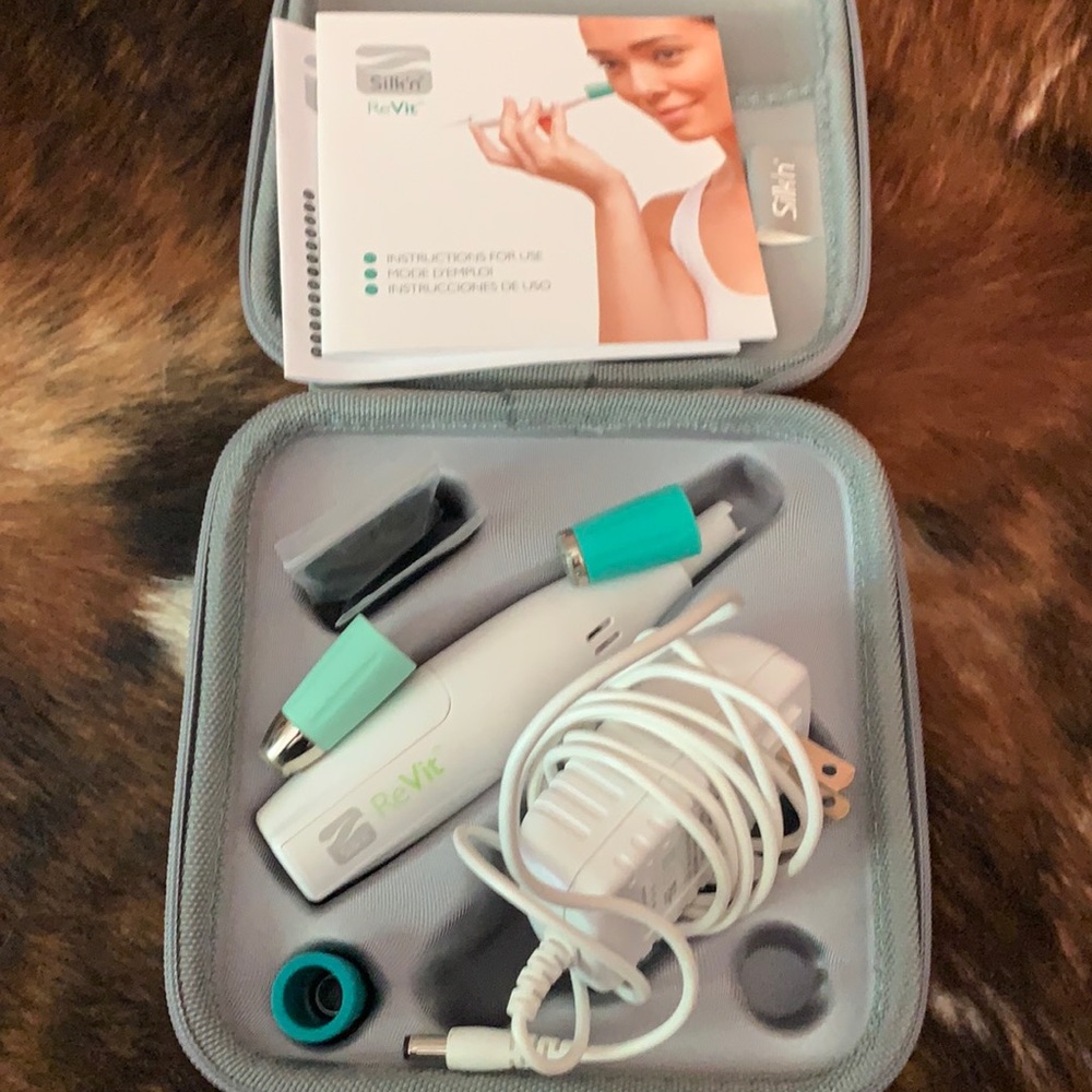 Silk’n ReVit microdermabrasion set